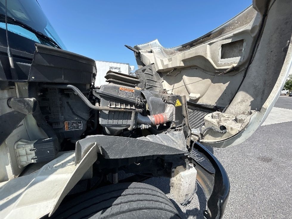 Medium Duty Box Truck-Light and Medium Duty Trucks-International-2021-MV607-Hammond-LA-224,181\n\t\tmiles-$ 46,000 - Image 23