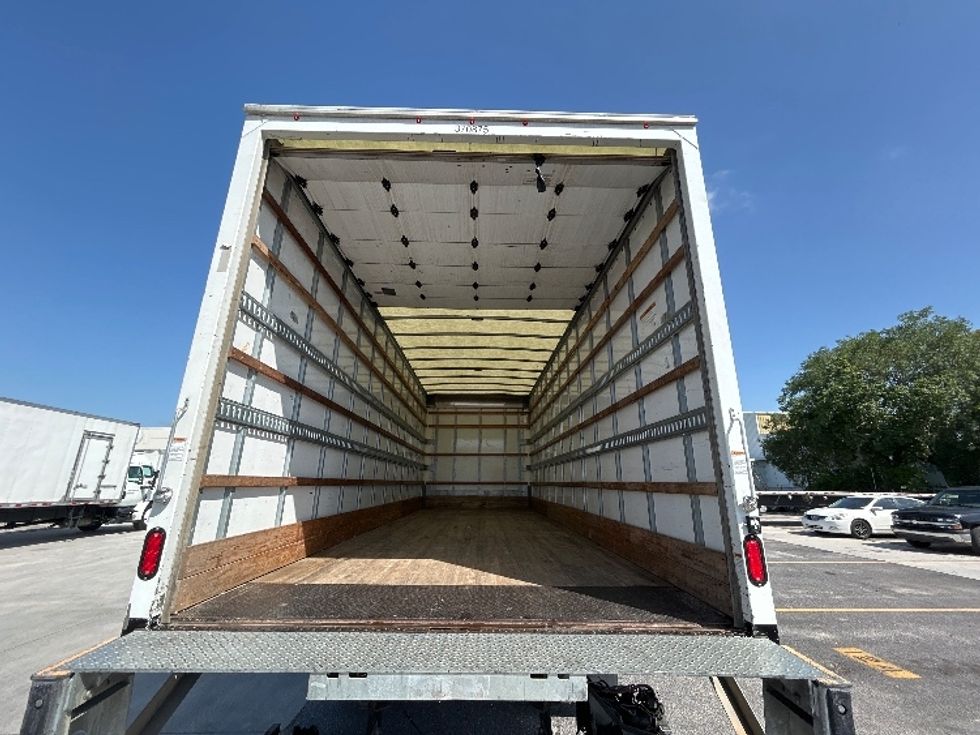 Medium Duty Box Truck-Light and Medium Duty Trucks-International-2021-MV607-Hammond-LA-224,181\n\t\tmiles-$ 46,000 - Image 8