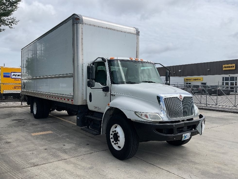 Medium Duty Box Truck-Light and Medium Duty Trucks-International-2021-MV607-Hammond-LA-232,801\n\t\tmiles-$ 49,750 - Image 1