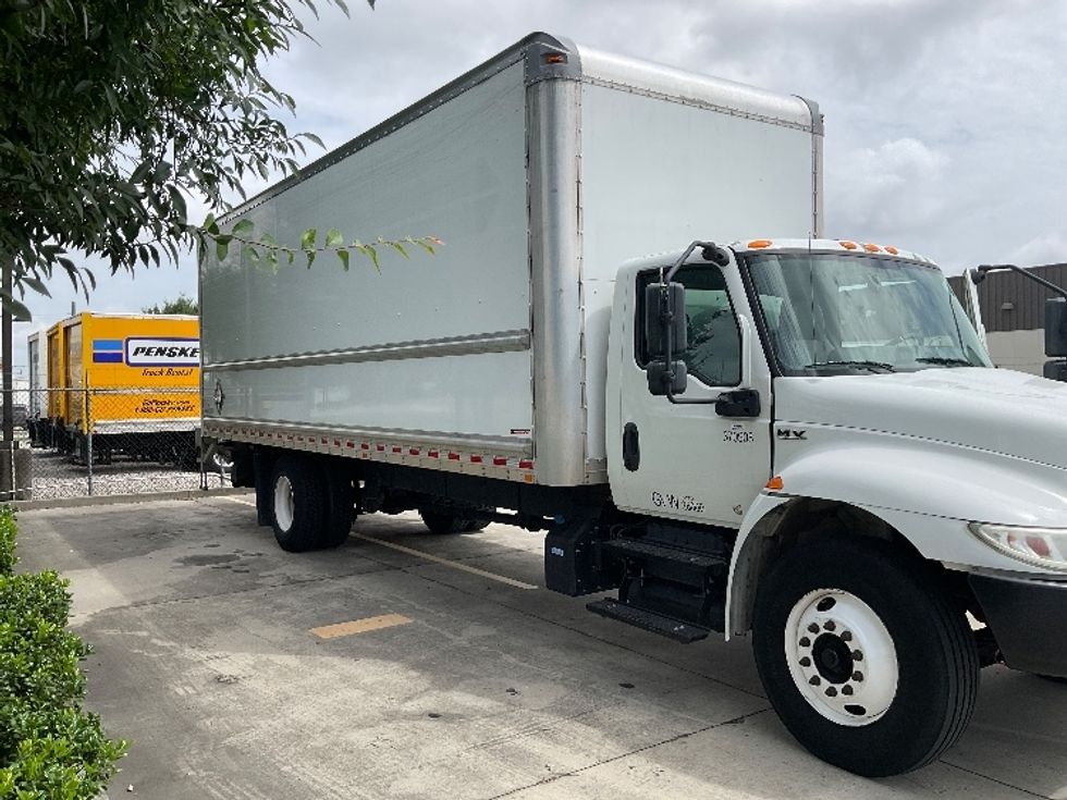 Medium Duty Box Truck-Light and Medium Duty Trucks-International-2021-MV607-Hammond-LA-232,801\n\t\tmiles-$ 49,750 - Image 15