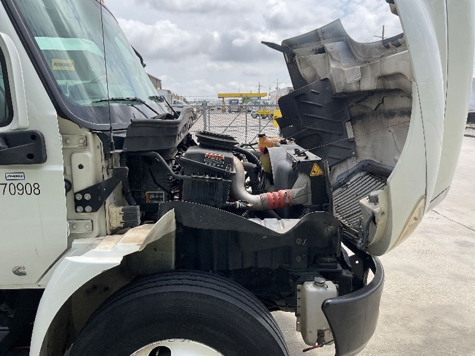 Medium Duty Box Truck-Light and Medium Duty Trucks-International-2021-MV607-Hammond-LA-232,801\n\t\tmiles-$ 49,750 - Image 23