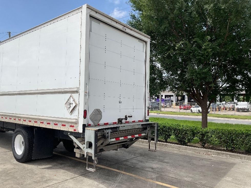 Medium Duty Box Truck-Light and Medium Duty Trucks-International-2021-MV607-Hammond-LA-232,801\n\t\tmiles-$ 49,750 - Image 7