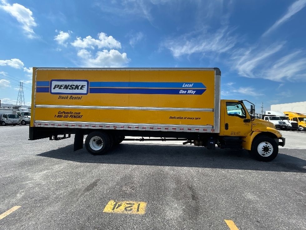 Medium Duty Box Truck-Light and Medium Duty Trucks-International-2021-MV607-Hammond-LA-259,464\n\t\tmiles-$ 31,750 - Image 14