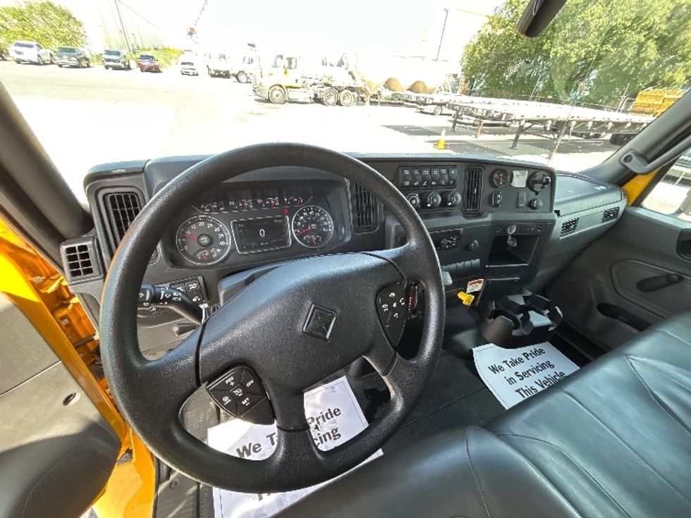 Medium Duty Box Truck-Light and Medium Duty Trucks-International-2021-MV607-Hammond-LA-259,464\n\t\tmiles-$ 31,750 - Image 17