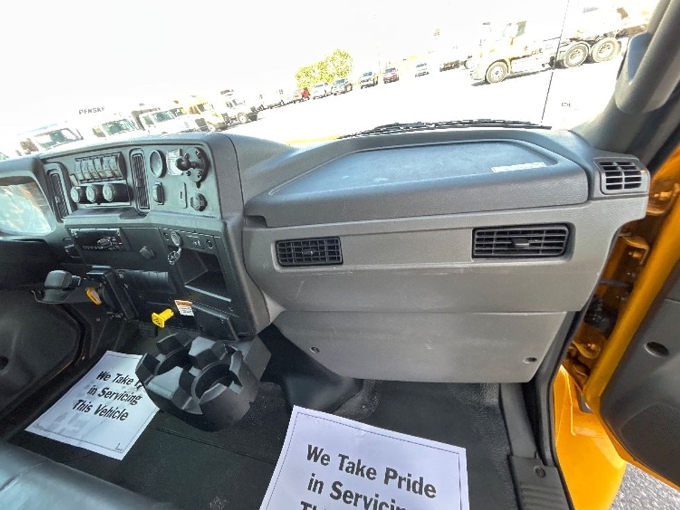 Medium Duty Box Truck-Light and Medium Duty Trucks-International-2021-MV607-Hammond-LA-259,464\n\t\tmiles-$ 31,750 - Image 20