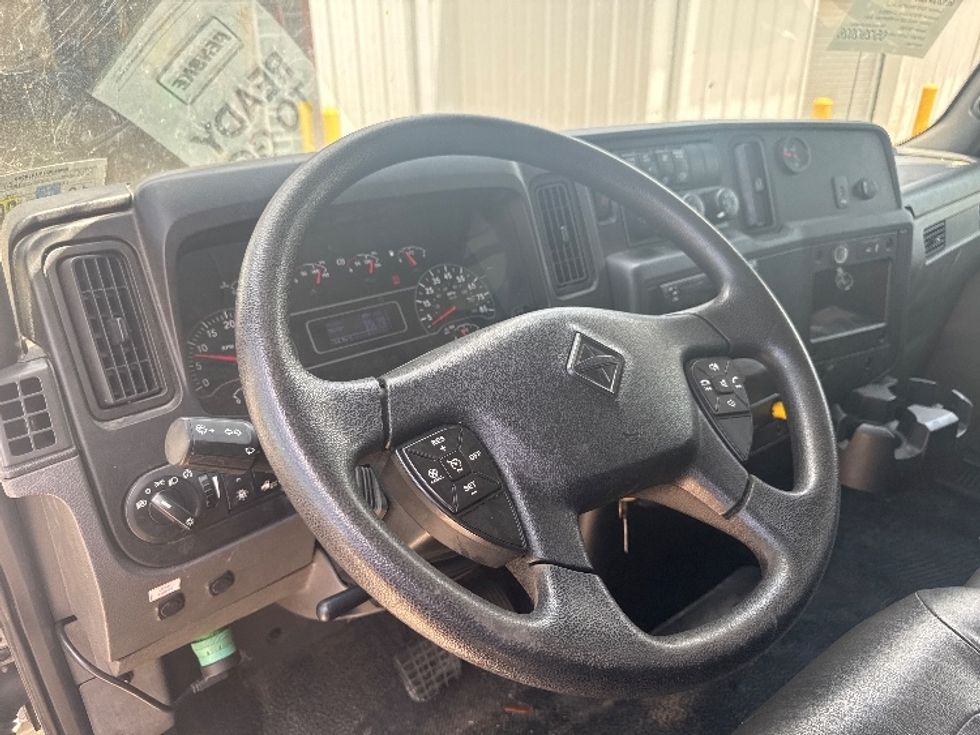 Medium Duty Box Truck-Light and Medium Duty Trucks-International-2021-MV607-Hammond-LA-58,221\n\t\tmiles-$ 72,750 - Image 17