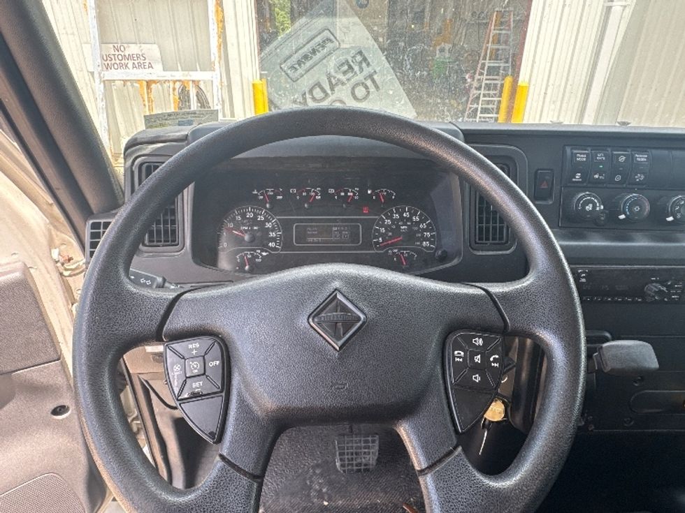 Medium Duty Box Truck-Light and Medium Duty Trucks-International-2021-MV607-Hammond-LA-58,221\n\t\tmiles-$ 72,750 - Image 18