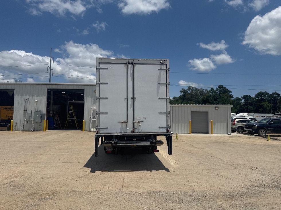 Medium Duty Box Truck-Light and Medium Duty Trucks-International-2021-MV607-Hammond-LA-58,221\n\t\tmiles-$ 72,750 - Image 7