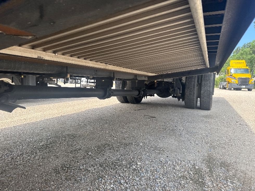 Medium Duty Box Truck-Light and Medium Duty Trucks-International-2021-MV607-Hammond-LA-73,387\n\t\tmiles-$ 71,750 - Image 5