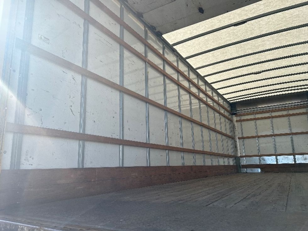 Medium Duty Box Truck-Light and Medium Duty Trucks-International-2021-MV607-Harahan-LA-177,353\n\t\tmiles-$ 45,500 - Image 10