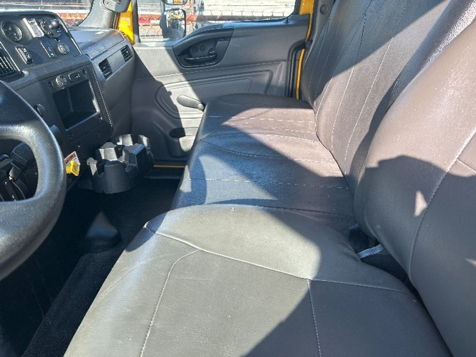 Medium Duty Box Truck-Light and Medium Duty Trucks-International-2021-MV607-Harahan-LA-177,353\n\t\tmiles-$ 45,500 - Image 17