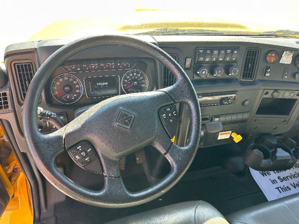 Medium Duty Box Truck-Light and Medium Duty Trucks-International-2021-MV607-Harahan-LA-193,844\n\t\tmiles-$ 43,500 - Image 18