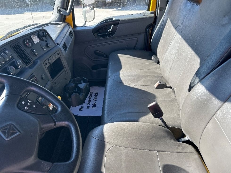 Medium Duty Box Truck-Light and Medium Duty Trucks-International-2021-MV607-Harahan-LA-193,844\n\t\tmiles-$ 43,500 - Image 19