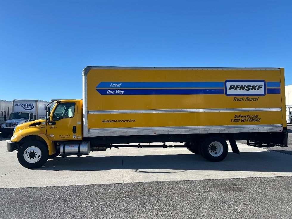 Medium Duty Box Truck-Light and Medium Duty Trucks-International-2021-MV607-Harahan-LA-193,844\n\t\tmiles-$ 43,500 - Image 4