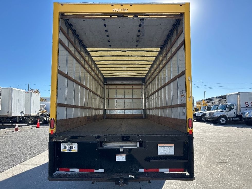 Medium Duty Box Truck-Light and Medium Duty Trucks-International-2021-MV607-Harahan-LA-193,844\n\t\tmiles-$ 43,500 - Image 8