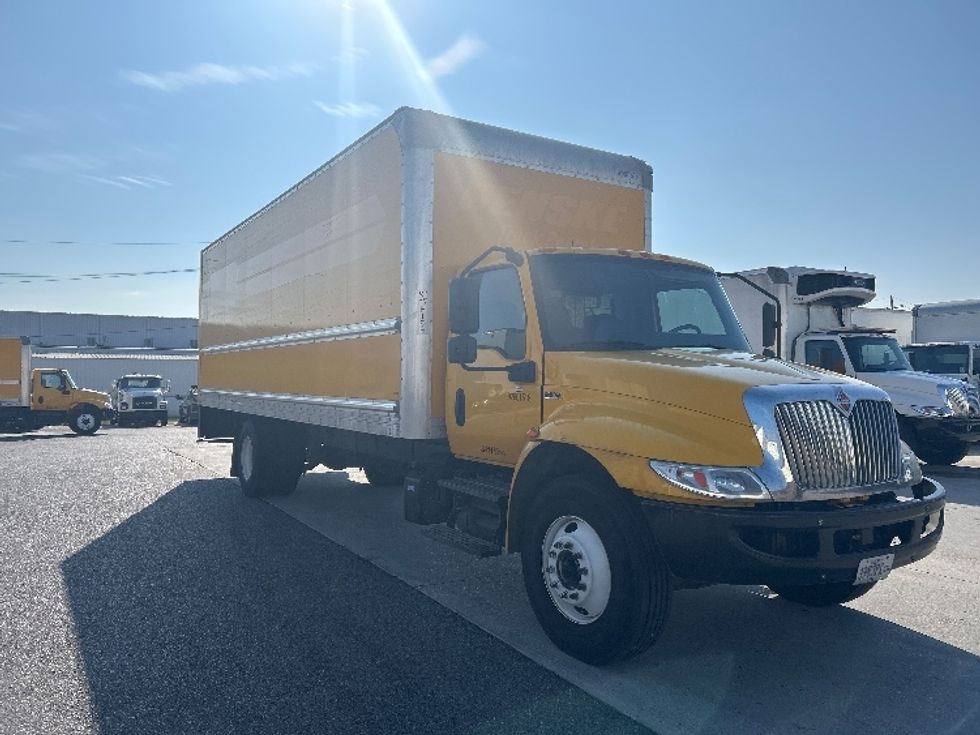 Medium Duty Box Truck-Light and Medium Duty Trucks-International-2021-MV607-Harahan-LA-238,658\n\t\tmiles-$ 36,750 - Image 1