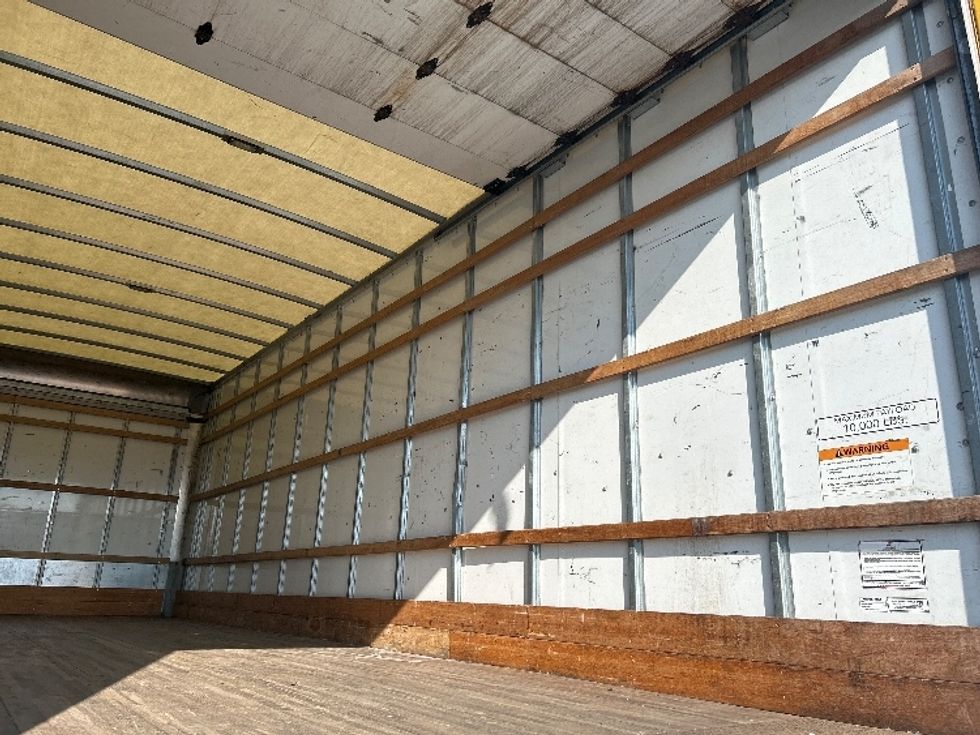 Medium Duty Box Truck-Light and Medium Duty Trucks-International-2021-MV607-Harahan-LA-238,658\n\t\tmiles-$ 36,750 - Image 11