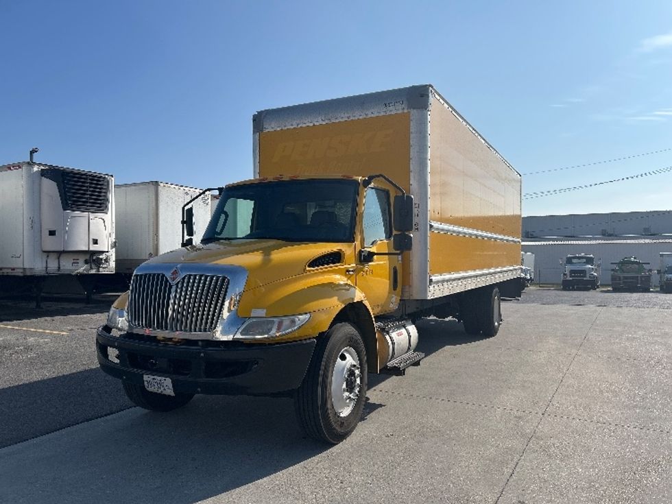 Medium Duty Box Truck-Light and Medium Duty Trucks-International-2021-MV607-Harahan-LA-238,658\n\t\tmiles-$ 36,750 - Image 3