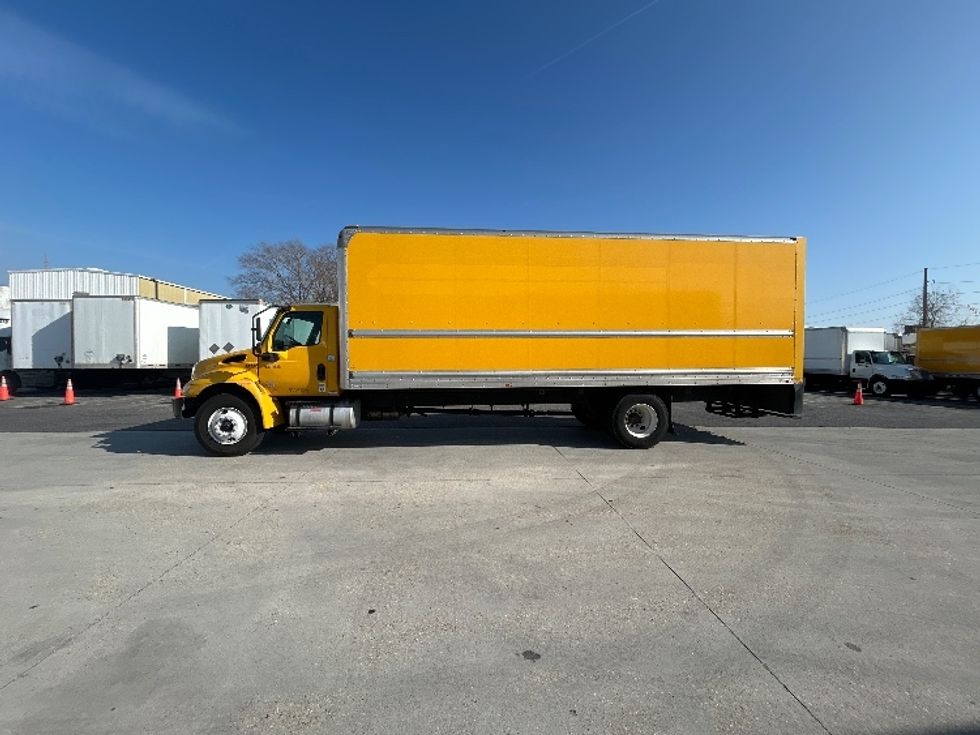 Medium Duty Box Truck-Light and Medium Duty Trucks-International-2021-MV607-Harahan-LA-238,658\n\t\tmiles-$ 36,750 - Image 4
