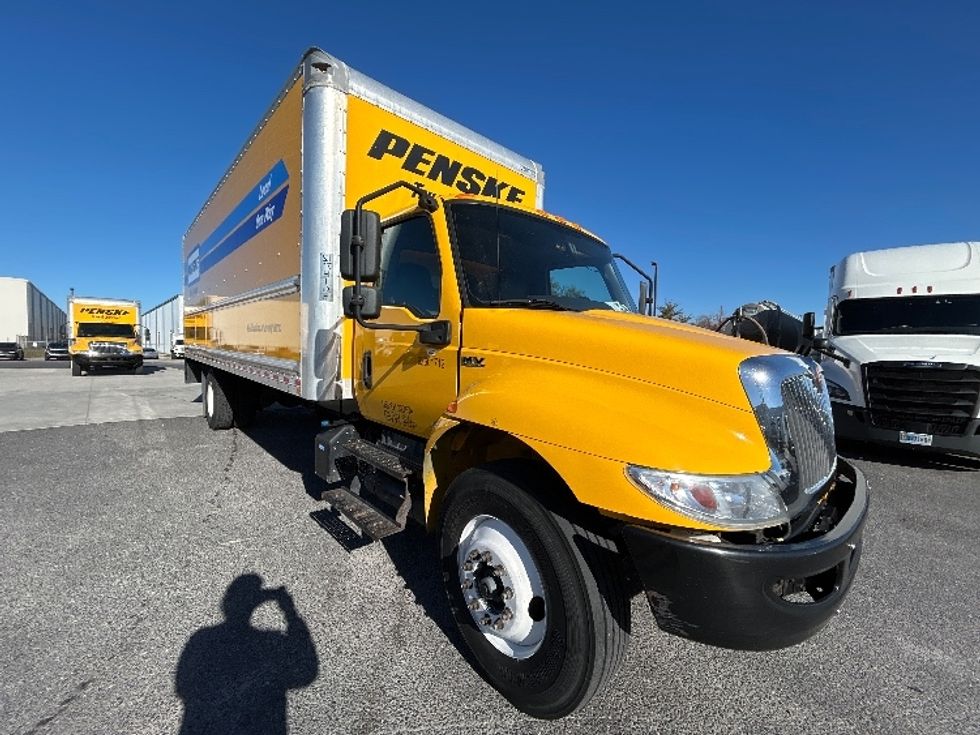 Medium Duty Box Truck-Light and Medium Duty Trucks-International-2021-MV607-Harahan-LA-252,828\n\t\tmiles-$ 32,750 - Image 1