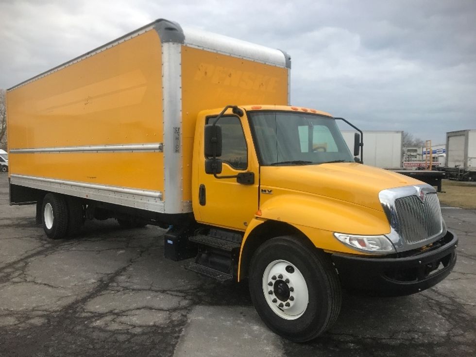 Medium Duty Box Truck-Light and Medium Duty Trucks-International-2021-MV607-Harrisburg-PA-177,947\n\t\tmiles-$ 43,500 - Image 1