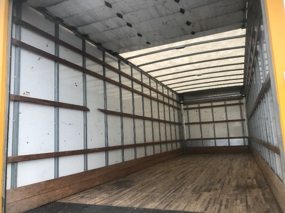 Medium Duty Box Truck-Light and Medium Duty Trucks-International-2021-MV607-Harrisburg-PA-177,947\n\t\tmiles-$ 43,500 - Image 11