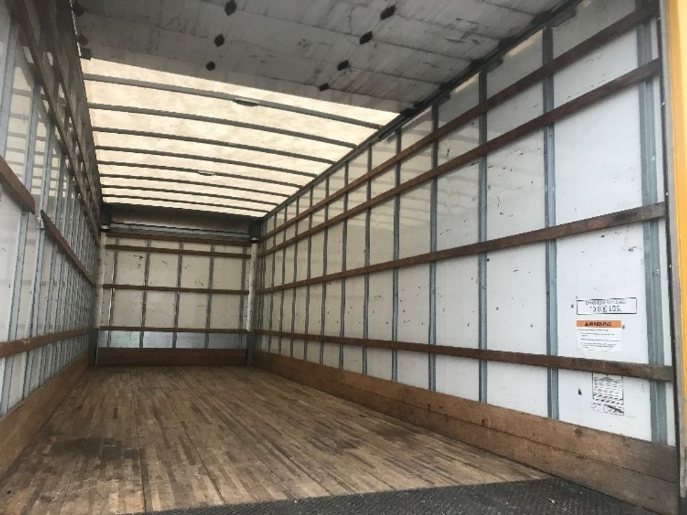 Medium Duty Box Truck-Light and Medium Duty Trucks-International-2021-MV607-Harrisburg-PA-177,947\n\t\tmiles-$ 43,500 - Image 12
