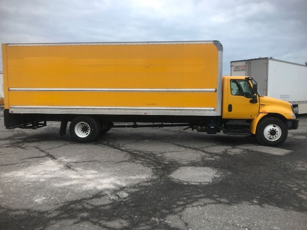 Medium Duty Box Truck-Light and Medium Duty Trucks-International-2021-MV607-Harrisburg-PA-177,947\n\t\tmiles-$ 43,500 - Image 15