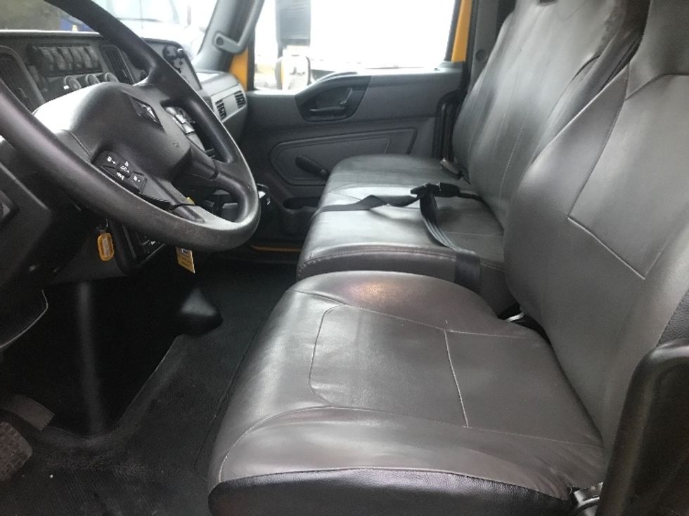 Medium Duty Box Truck-Light and Medium Duty Trucks-International-2021-MV607-Harrisburg-PA-177,947\n\t\tmiles-$ 43,500 - Image 19