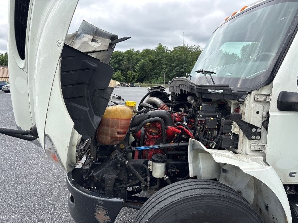 Medium Duty Box Truck-Light and Medium Duty Trucks-International-2021-MV607-Harrisburg-PA-317,111\n\t\tmiles-$ 27,000 - Image 23