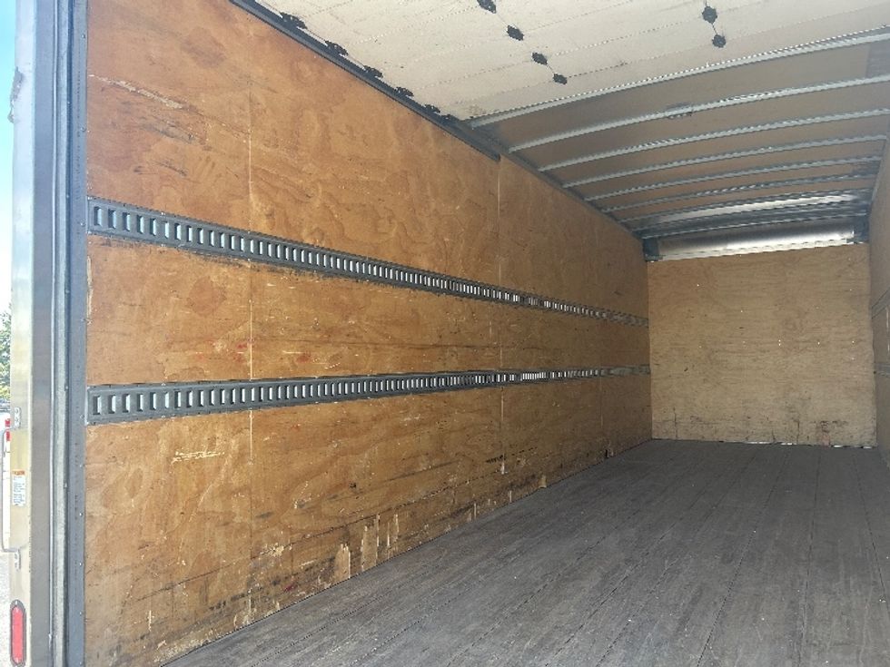 Medium Duty Box Truck-Light and Medium Duty Trucks-International-2021-MV607-Harrisburg-PA-51,023\n\t\tmiles-$ 70,500 - Image 11