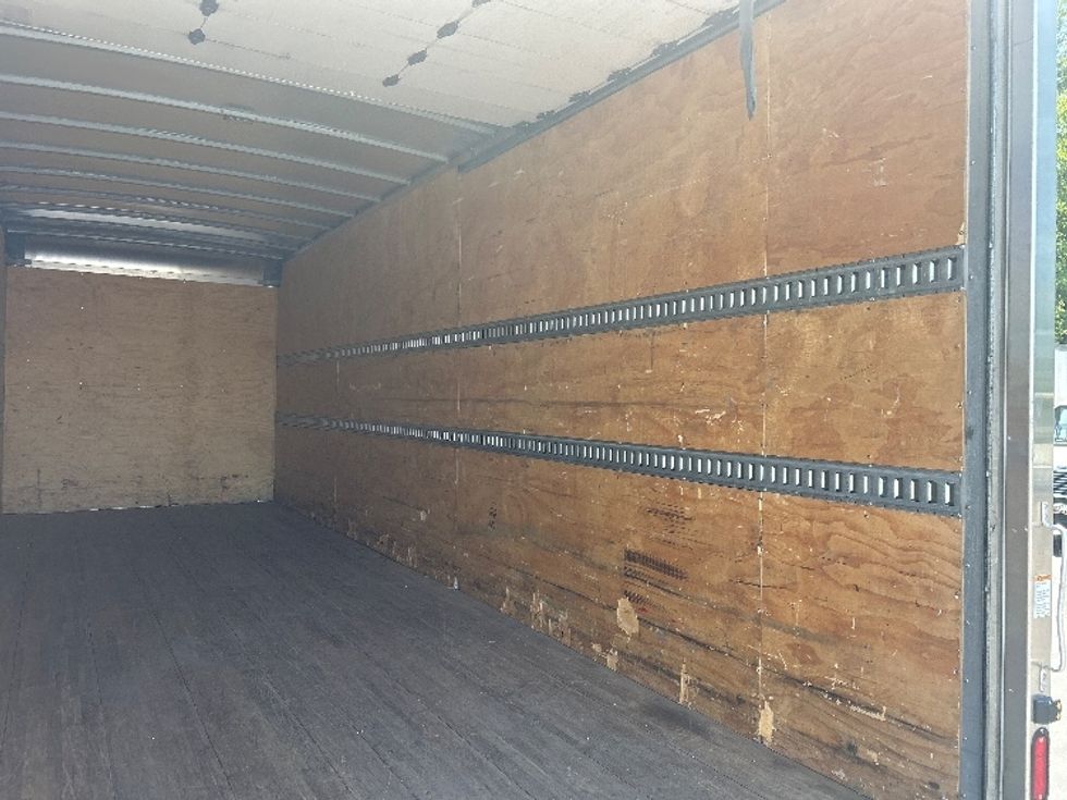 Medium Duty Box Truck-Light and Medium Duty Trucks-International-2021-MV607-Harrisburg-PA-51,023\n\t\tmiles-$ 70,500 - Image 12