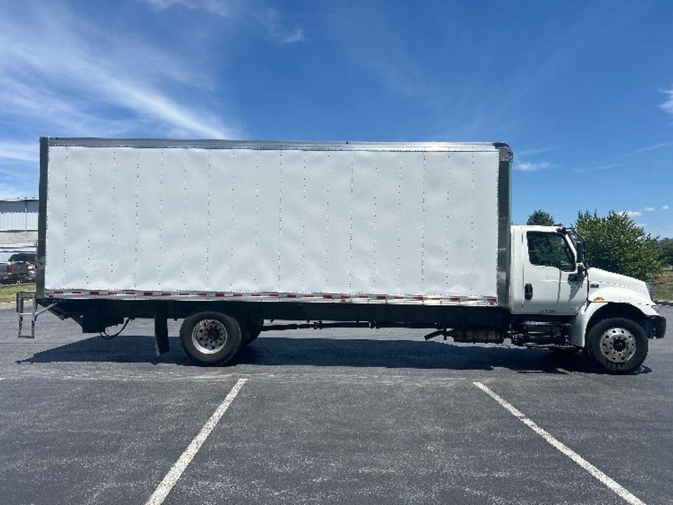 Medium Duty Box Truck-Light and Medium Duty Trucks-International-2021-MV607-Harrisburg-PA-51,023\n\t\tmiles-$ 70,500 - Image 15