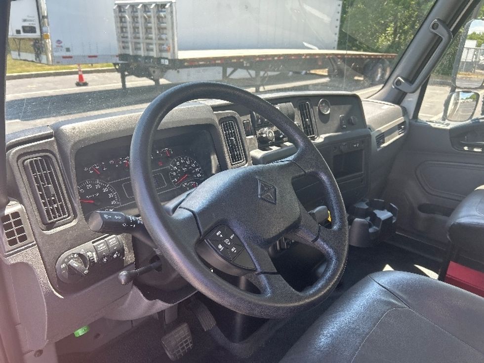 Medium Duty Box Truck-Light and Medium Duty Trucks-International-2021-MV607-Harrisburg-PA-51,023\n\t\tmiles-$ 70,500 - Image 17