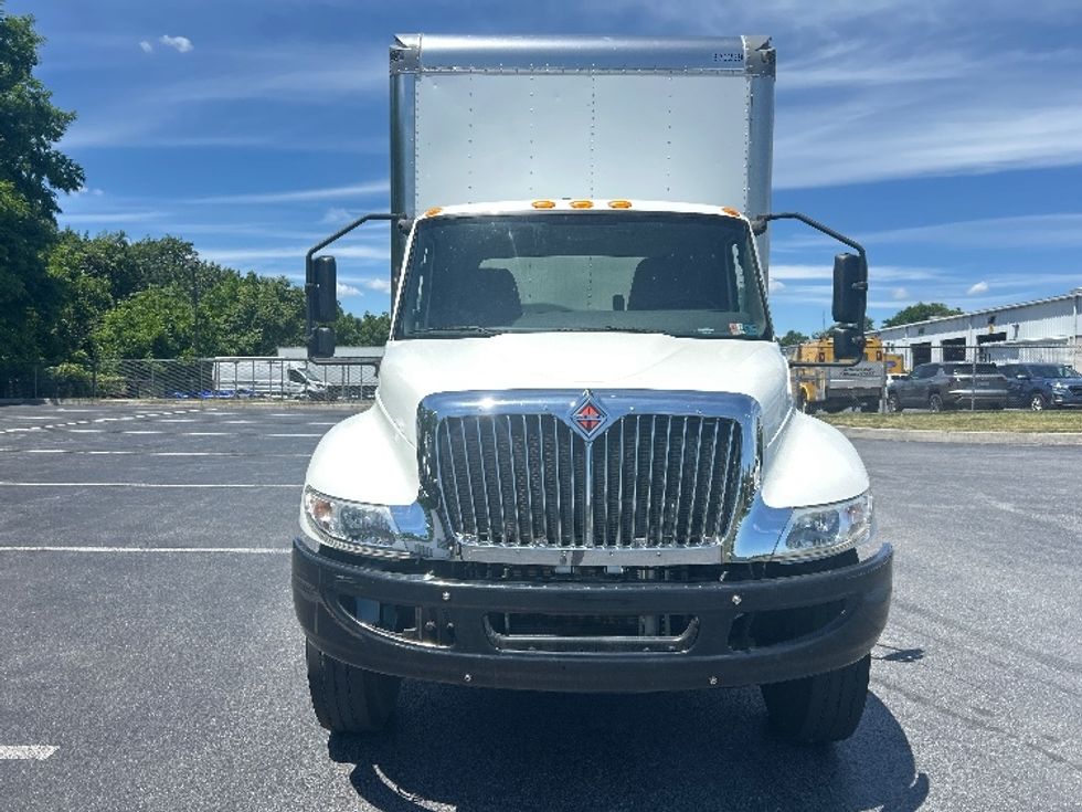 Medium Duty Box Truck-Light and Medium Duty Trucks-International-2021-MV607-Harrisburg-PA-51,023\n\t\tmiles-$ 70,500 - Image 2