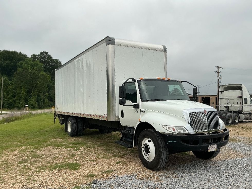 Medium Duty Box Truck-Light and Medium Duty Trucks-International-2021-MV607-Hattiesburg-MS-133,523\n\t\tmiles-$ 62,750 - Image 1