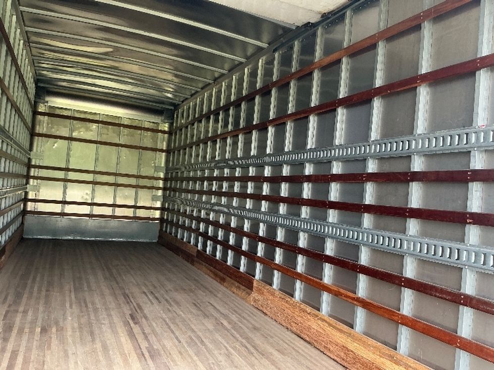 Medium Duty Box Truck-Light and Medium Duty Trucks-International-2021-MV607-Hattiesburg-MS-133,523\n\t\tmiles-$ 62,750 - Image 12