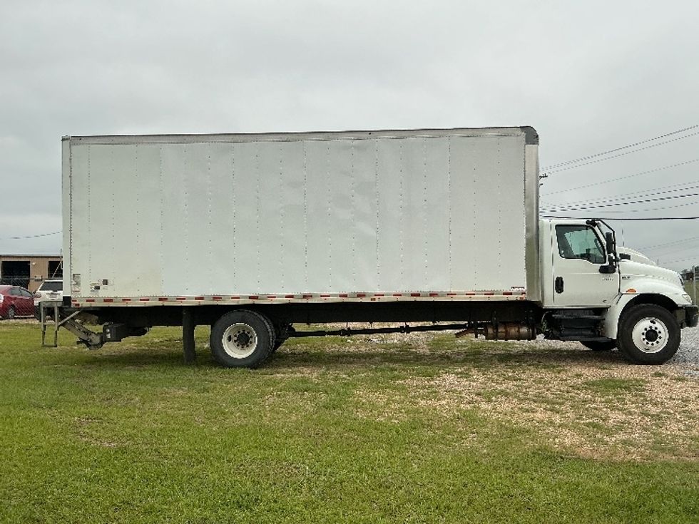 Medium Duty Box Truck-Light and Medium Duty Trucks-International-2021-MV607-Hattiesburg-MS-133,523\n\t\tmiles-$ 62,750 - Image 15