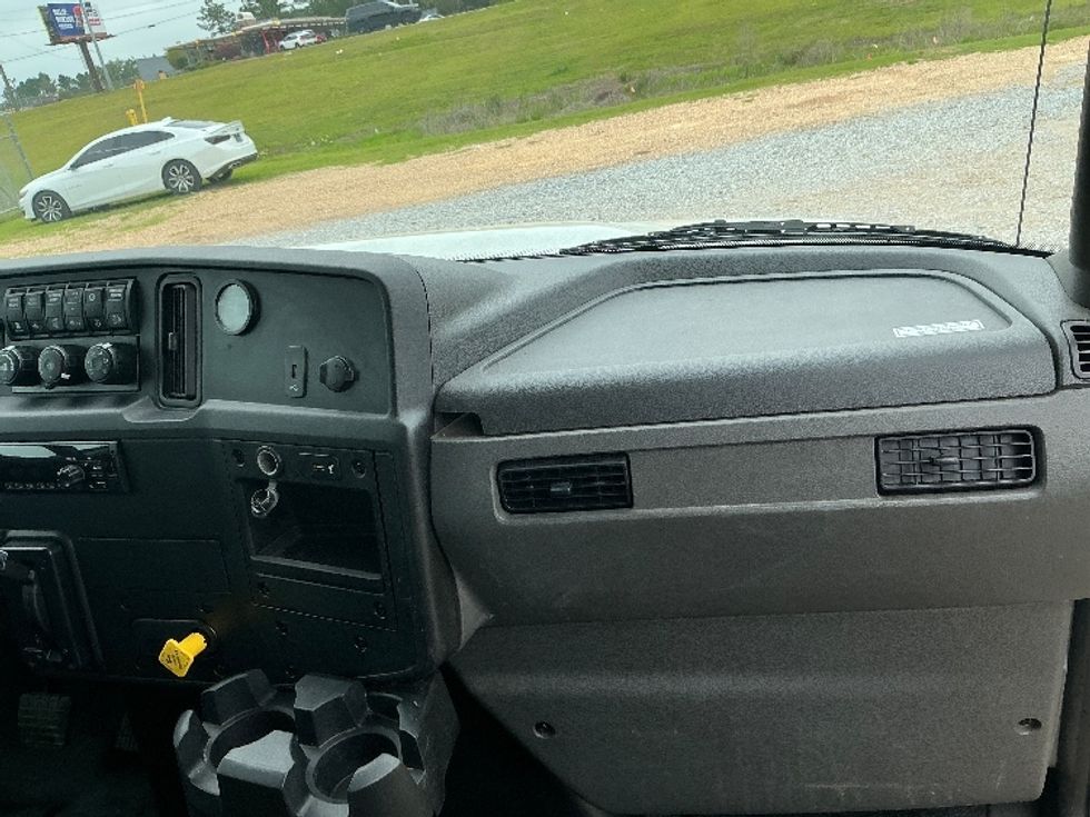 Medium Duty Box Truck-Light and Medium Duty Trucks-International-2021-MV607-Hattiesburg-MS-133,523\n\t\tmiles-$ 62,750 - Image 21