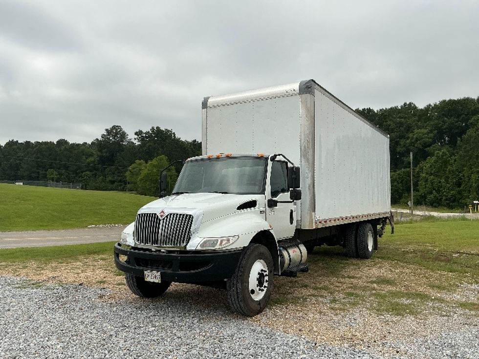 Medium Duty Box Truck-Light and Medium Duty Trucks-International-2021-MV607-Hattiesburg-MS-133,523\n\t\tmiles-$ 62,750 - Image 3