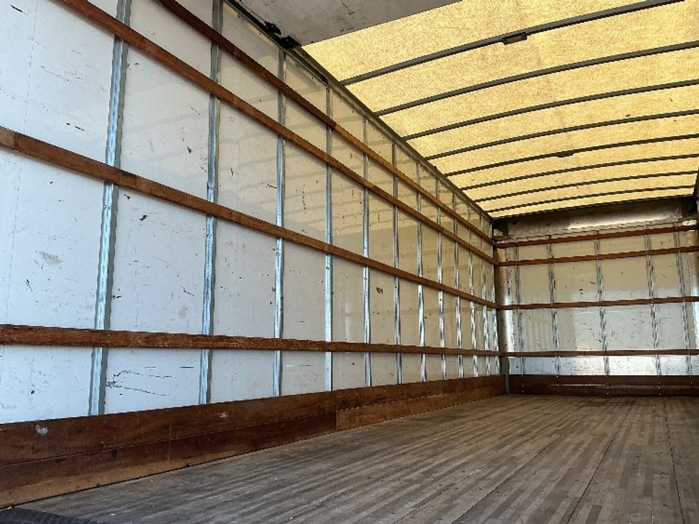 Medium Duty Box Truck-Light and Medium Duty Trucks-International-2021-MV607-Hattiesburg-MS-220,655\n\t\tmiles-$ 39,250 - Image 10