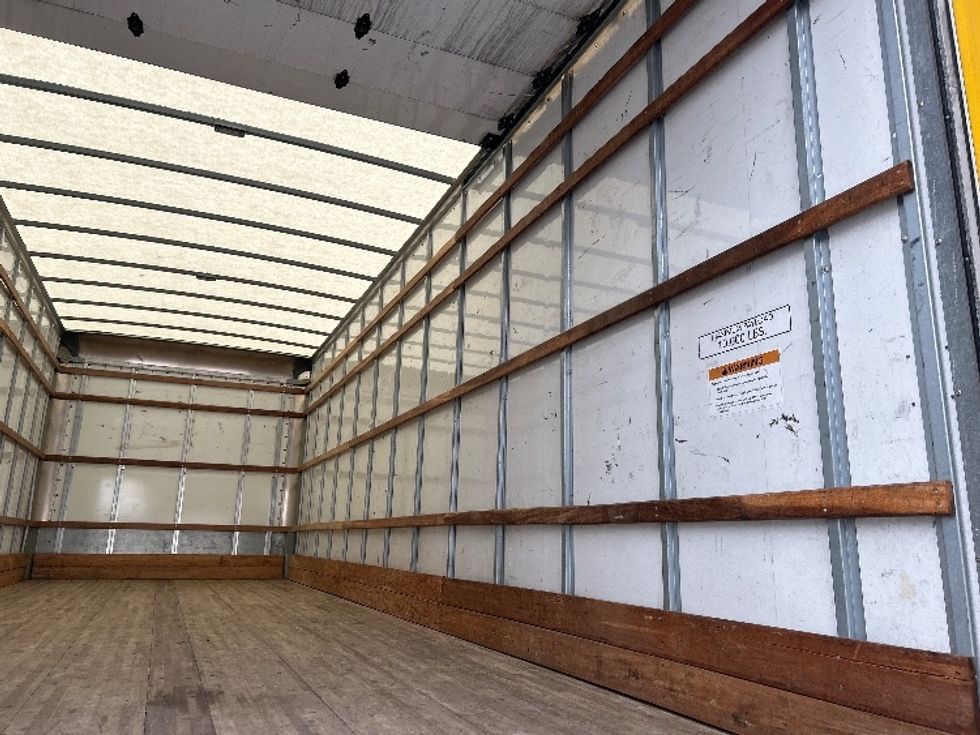 Medium Duty Box Truck-Light and Medium Duty Trucks-International-2021-MV607-Hazleton-PA-181,778\n\t\tmiles-$ 43,000 - Image 11