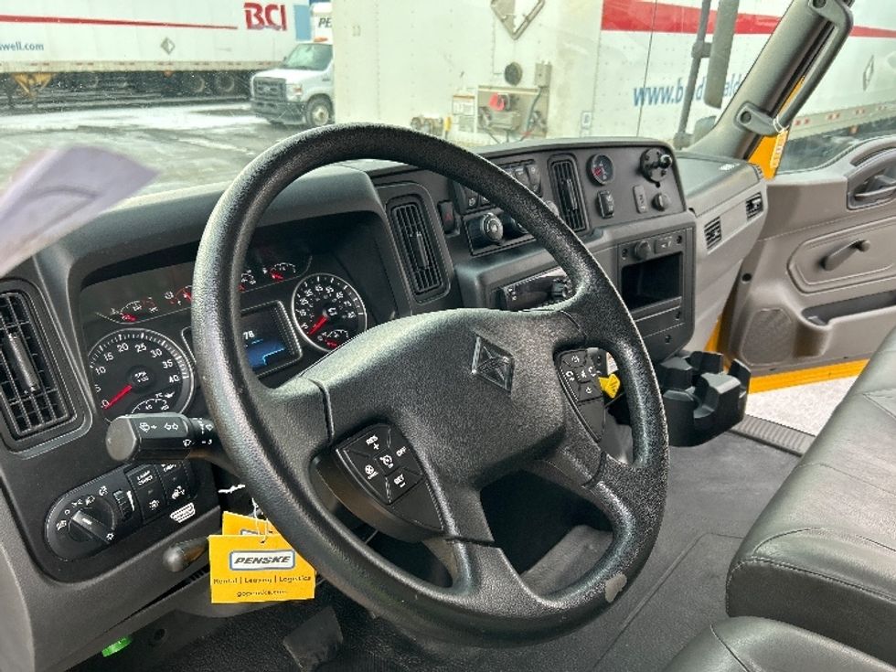Medium Duty Box Truck-Light and Medium Duty Trucks-International-2021-MV607-Hazleton-PA-181,778\n\t\tmiles-$ 43,000 - Image 16