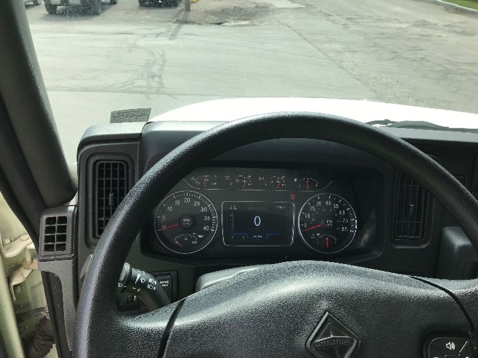 Medium Duty Box Truck-Light and Medium Duty Trucks-International-2021-MV607-Hazleton-PA-54,465\n\t\tmiles-$ 66,250 - Image 18