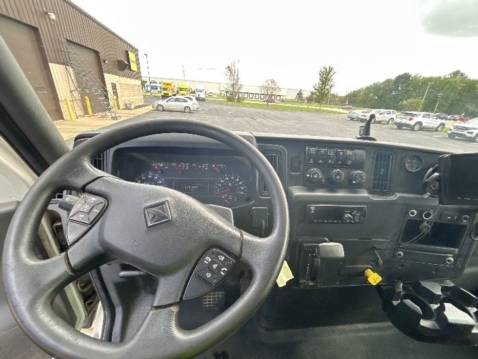 Medium Duty Box Truck-Light and Medium Duty Trucks-International-2021-MV607-Holland-MI-171,399\n\t\tmiles-$ 59,000 - Image 18