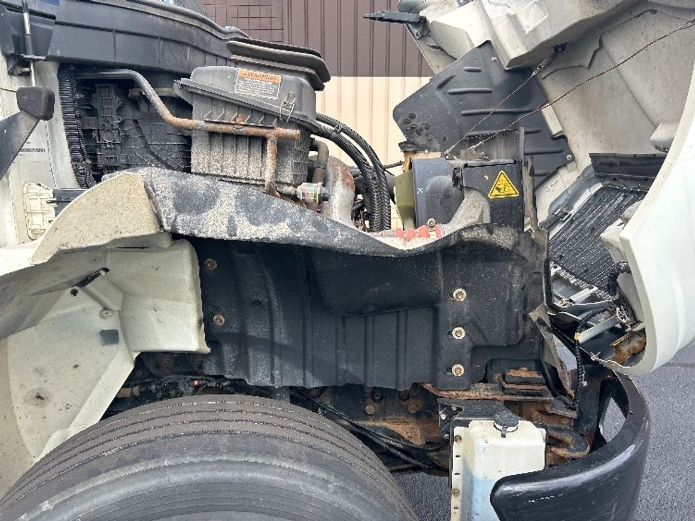 Medium Duty Box Truck-Light and Medium Duty Trucks-International-2021-MV607-Holland-MI-171,399\n\t\tmiles-$ 59,000 - Image 23