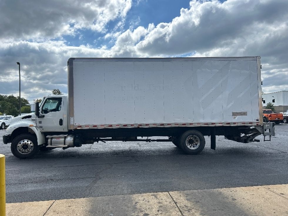 Medium Duty Box Truck-Light and Medium Duty Trucks-International-2021-MV607-Holland-MI-171,399\n\t\tmiles-$ 59,000 - Image 4
