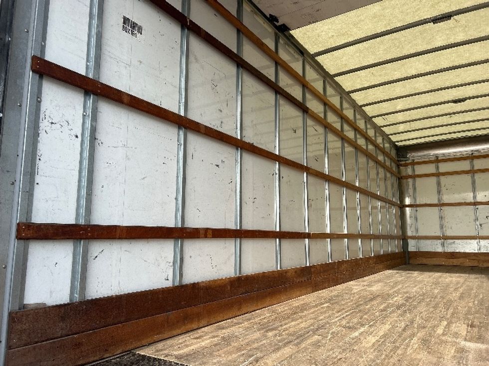 Medium Duty Box Truck-Light and Medium Duty Trucks-International-2021-MV607-Holland-MI-194,887\n\t\tmiles-$ 42,000 - Image 10