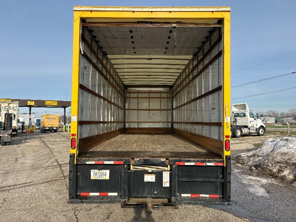 Medium Duty Box Truck-Light and Medium Duty Trucks-International-2021-MV607-Holland-MI-194,887\n\t\tmiles-$ 42,000 - Image 8