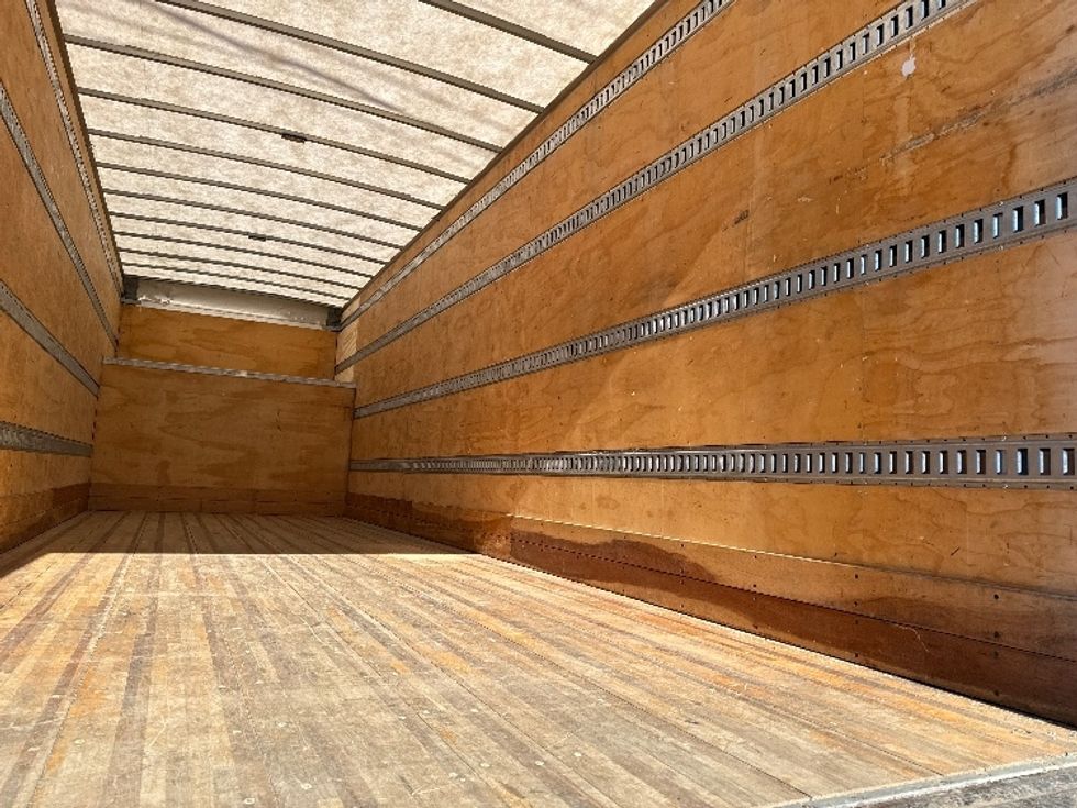 Medium Duty Box Truck-Light and Medium Duty Trucks-International-2021-MV607-Homewood-AL-155,423\n\t\tmiles-$ 68,750 - Image 12